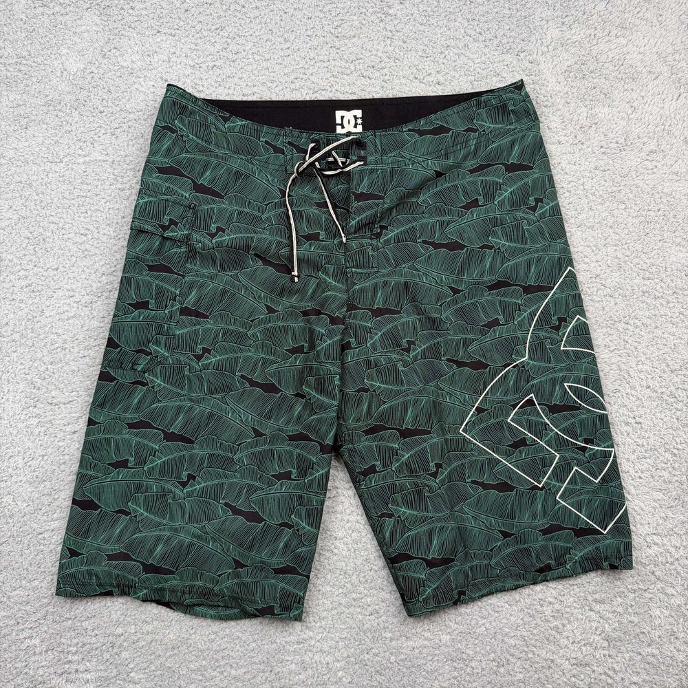 DC Board Shorts Mens 32 Green Palm Leaf Print Logo Swim Trunks Draw String Beach